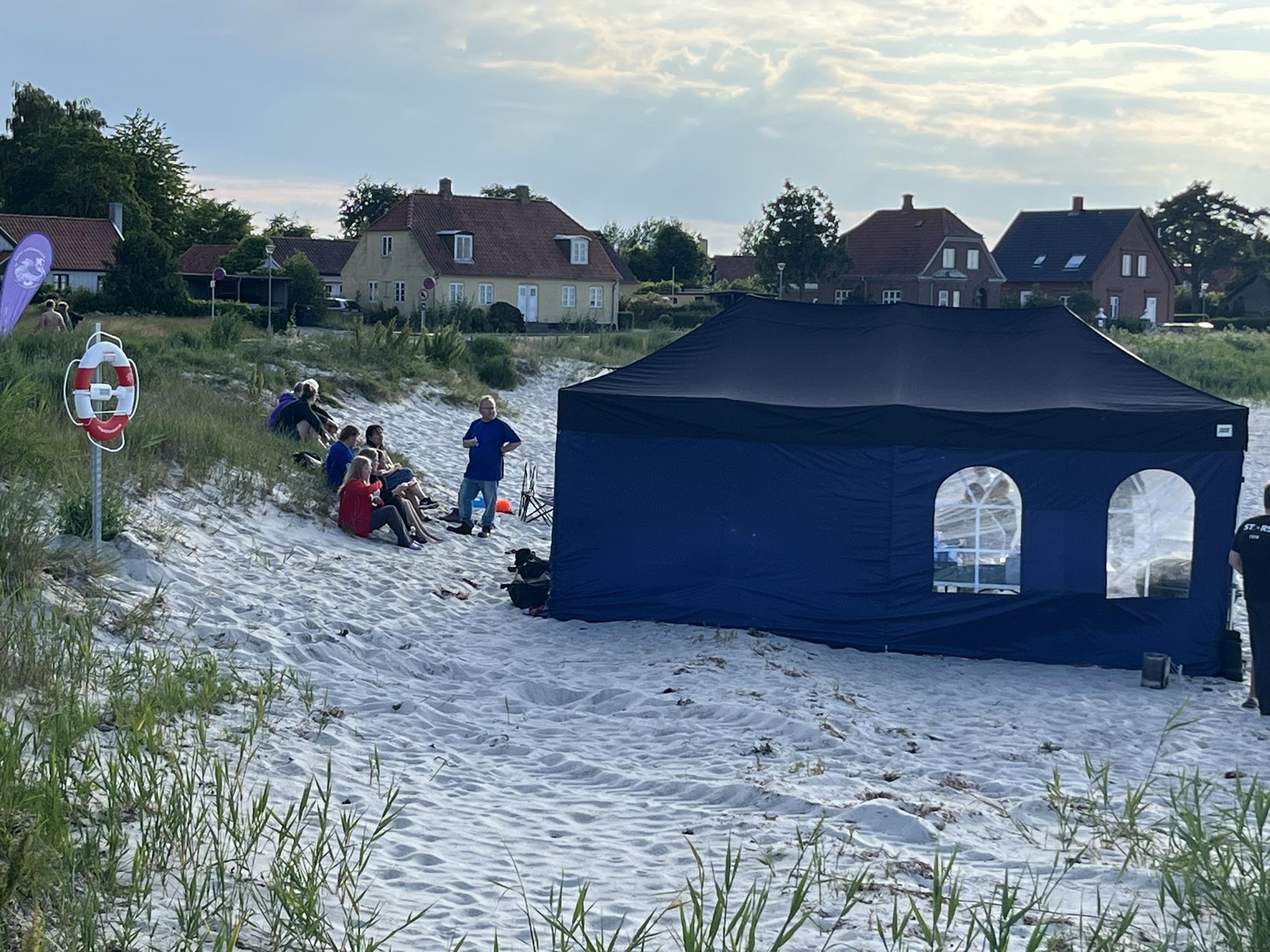 &Aring;bent hus p&aring; stranden i Bandholm 2024